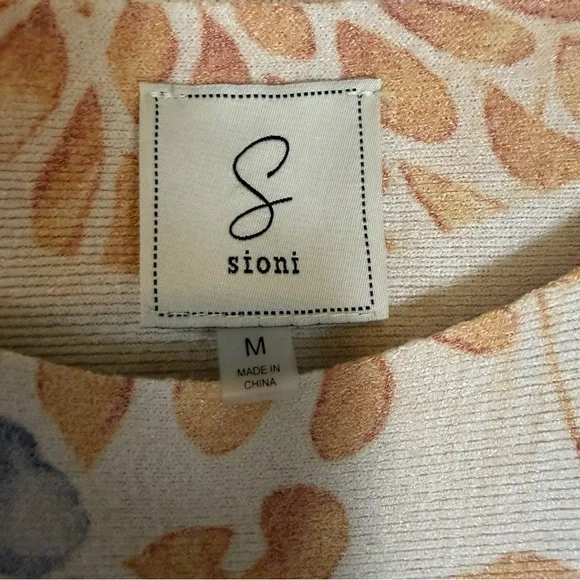 Sioni Rayon-Blend Knit Floral Sweater - Picture 5 of 7